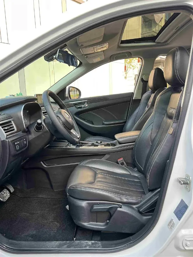 2018 DongFeng Fengon Fengon 580 1.5T 150HP L4 CVT,autocango,china used car exporter,china ev exporter,chinese used car exporter,chinese used ev exporter