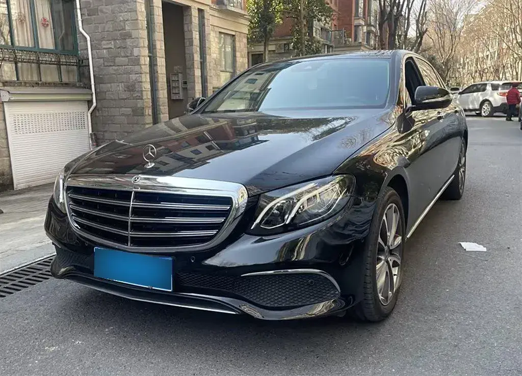 2016 Mercedes-Benz E Class 2.0T 184HP L4 9AT