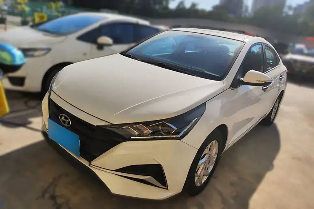 2020 Hyundai Verna 1.4L 100HP L4 6MT