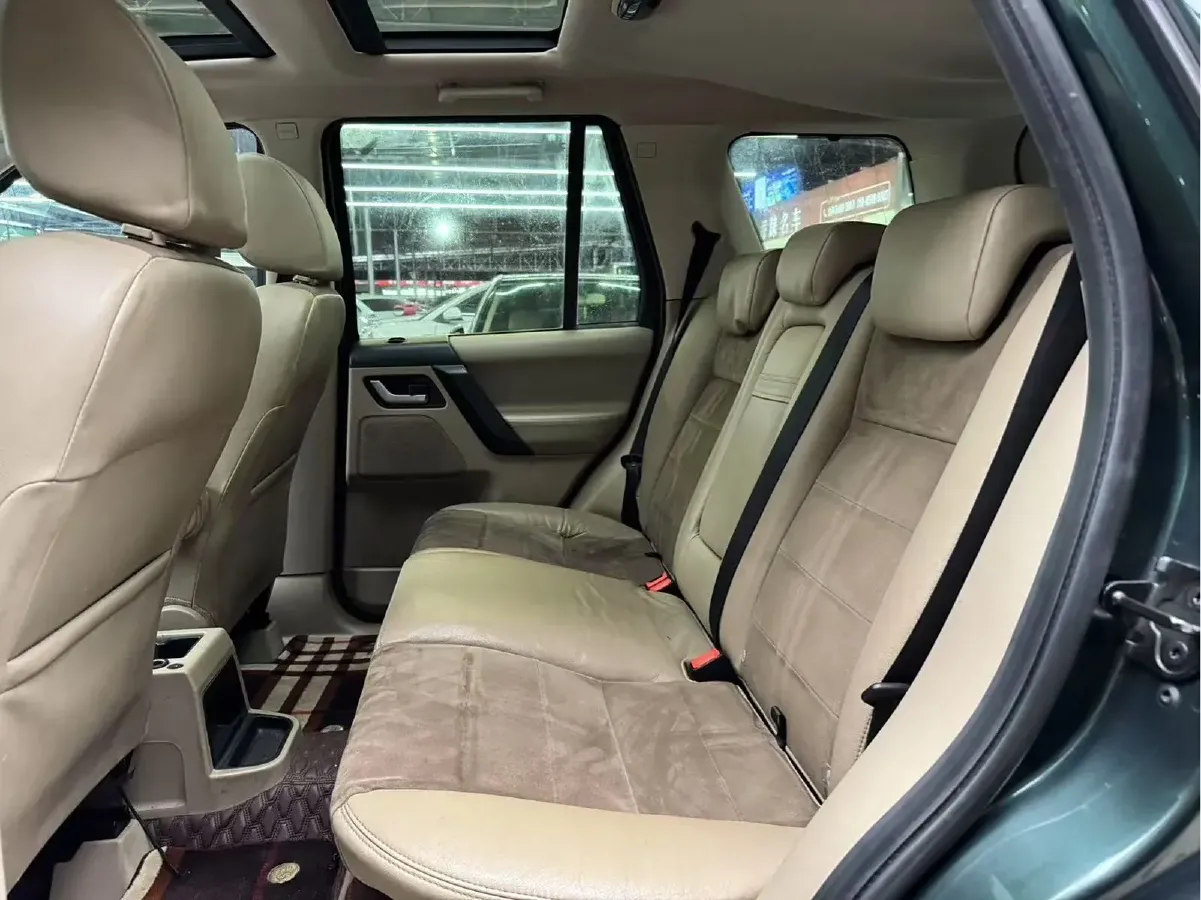 2010 Land Rover Freelander 2 2.2T 160HP L4 6AT,autocango,china used car exporter,china ev exporter,chinese used car exporter,chinese used ev exporter