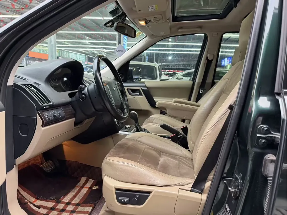 2010 Land Rover Freelander 2 2.2T 160HP L4 6AT,autocango,china used car exporter,china ev exporter,chinese used car exporter,chinese used ev exporter