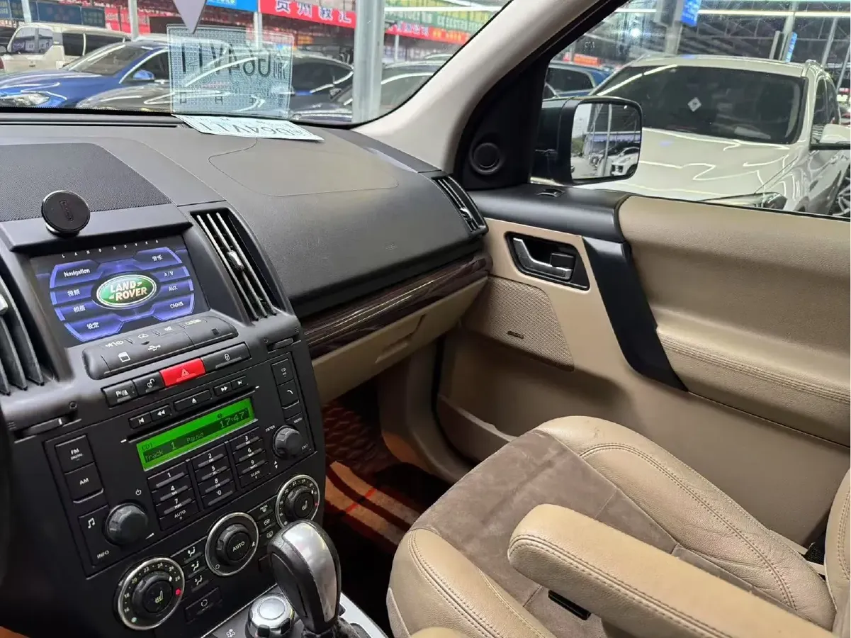 2010 Land Rover Freelander 2 2.2T 160HP L4 6AT,autocango,china used car exporter,china ev exporter,chinese used car exporter,chinese used ev exporter