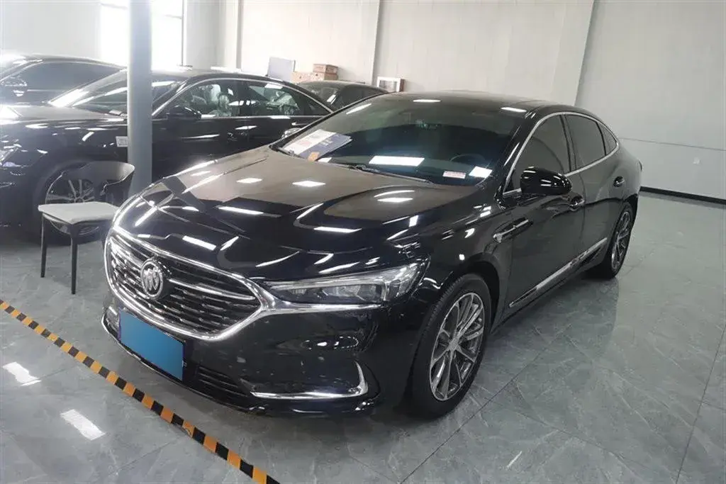 2021 Buick Larcosse 2.0T 237HP L4 9AT
