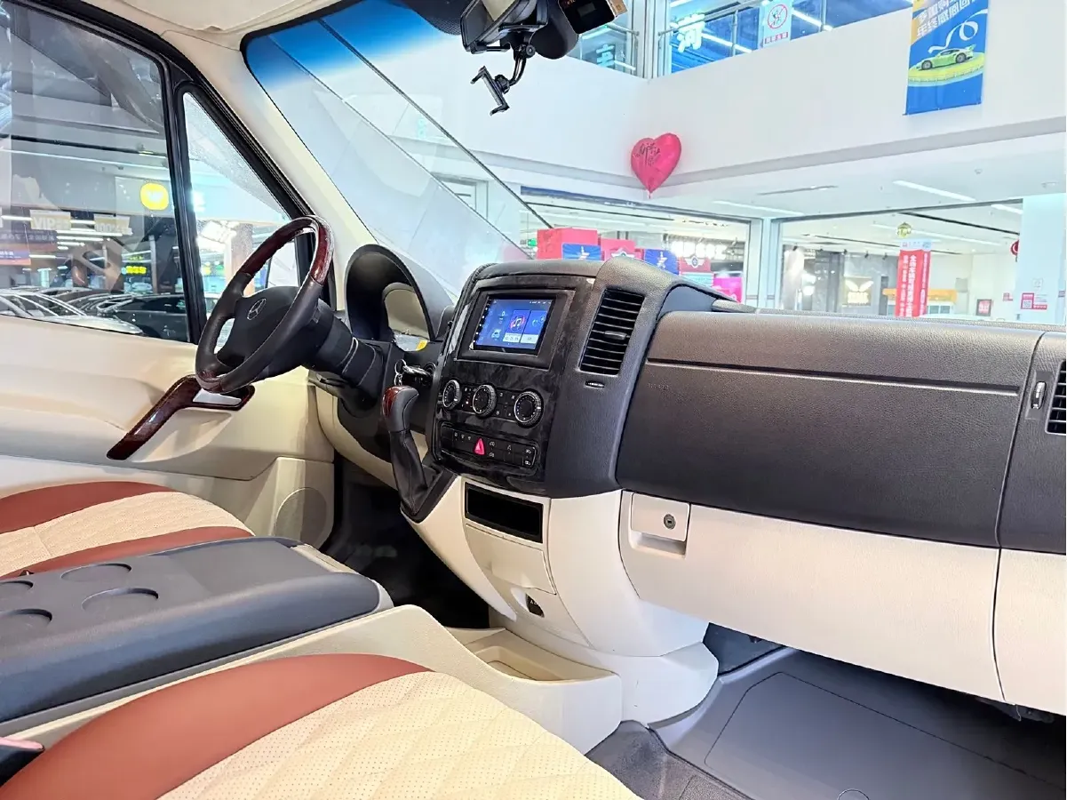 2009 Mercedes-Benz Sprinter 3.5L 258HP V6 5AT,autocango,china used car exporter,china ev exporter,chinese used car exporter,chinese used ev exporter