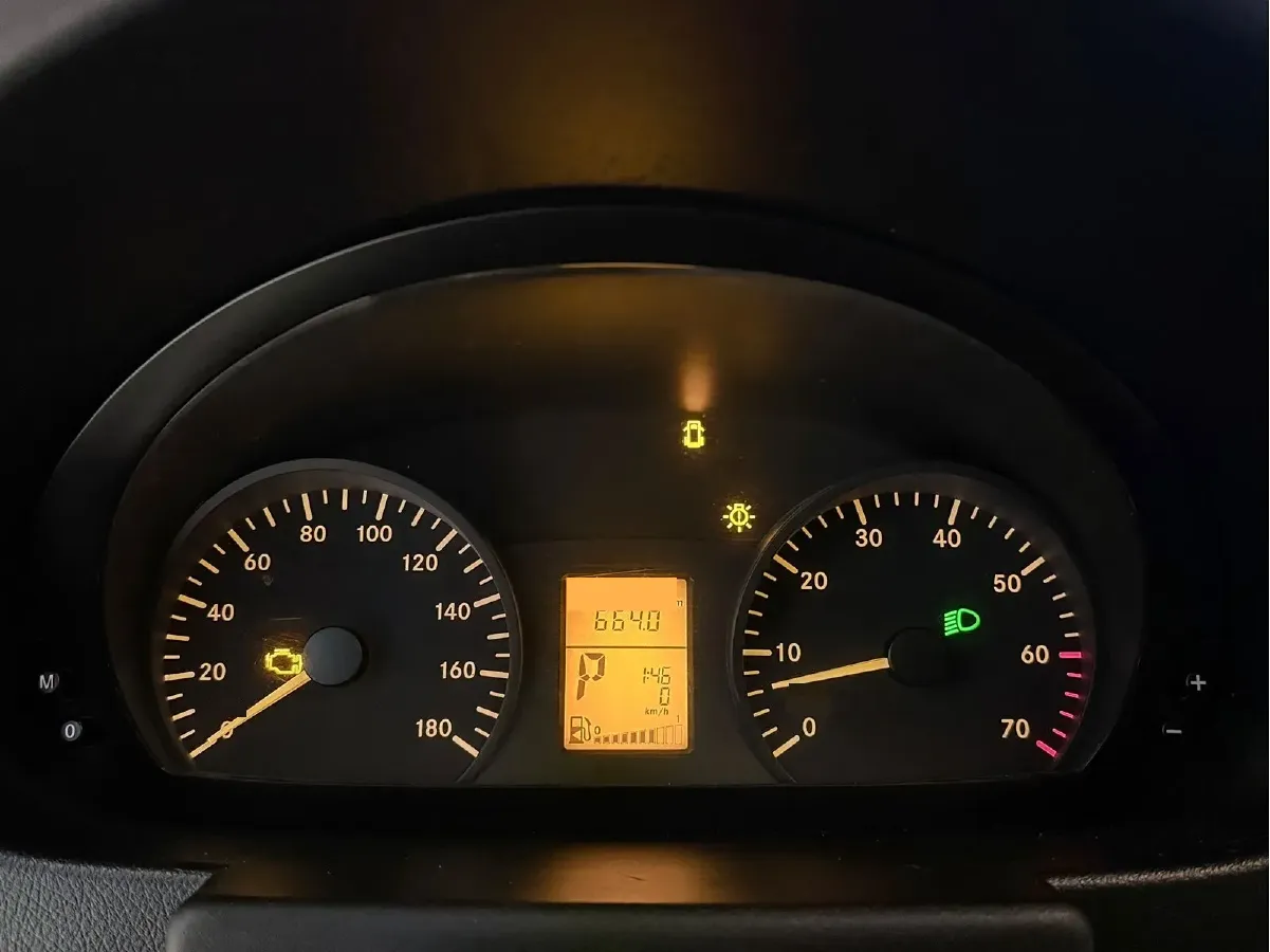 2009 Mercedes-Benz Sprinter 3.5L 258HP V6 5AT,autocango,china used car exporter,china ev exporter,chinese used car exporter,chinese used ev exporter