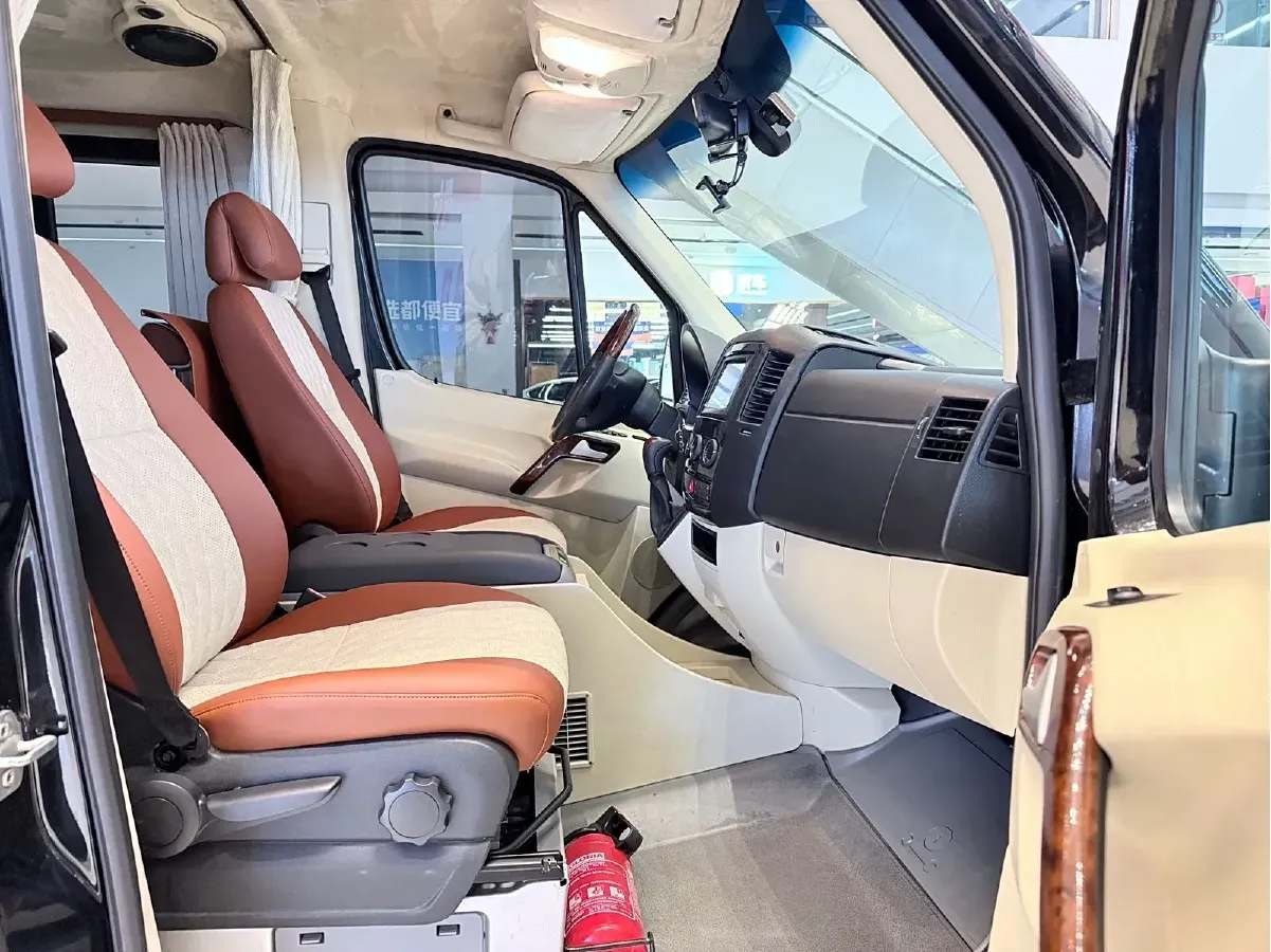 2009 Mercedes-Benz Sprinter 3.5L 258HP V6 5AT,autocango,china used car exporter,china ev exporter,chinese used car exporter,chinese used ev exporter