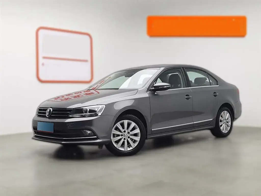 2015 Volkswagen Sagitar 1.6L 110HP L4 6AT