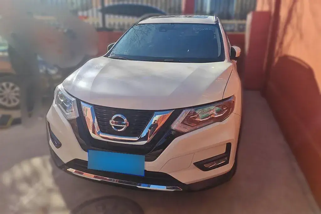 2020 Nissan X-Trail 2.0L 154HP L4 CVT