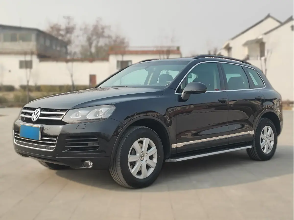 2011 Volkswagen Touareg 3.0T 290HP V6 8AT