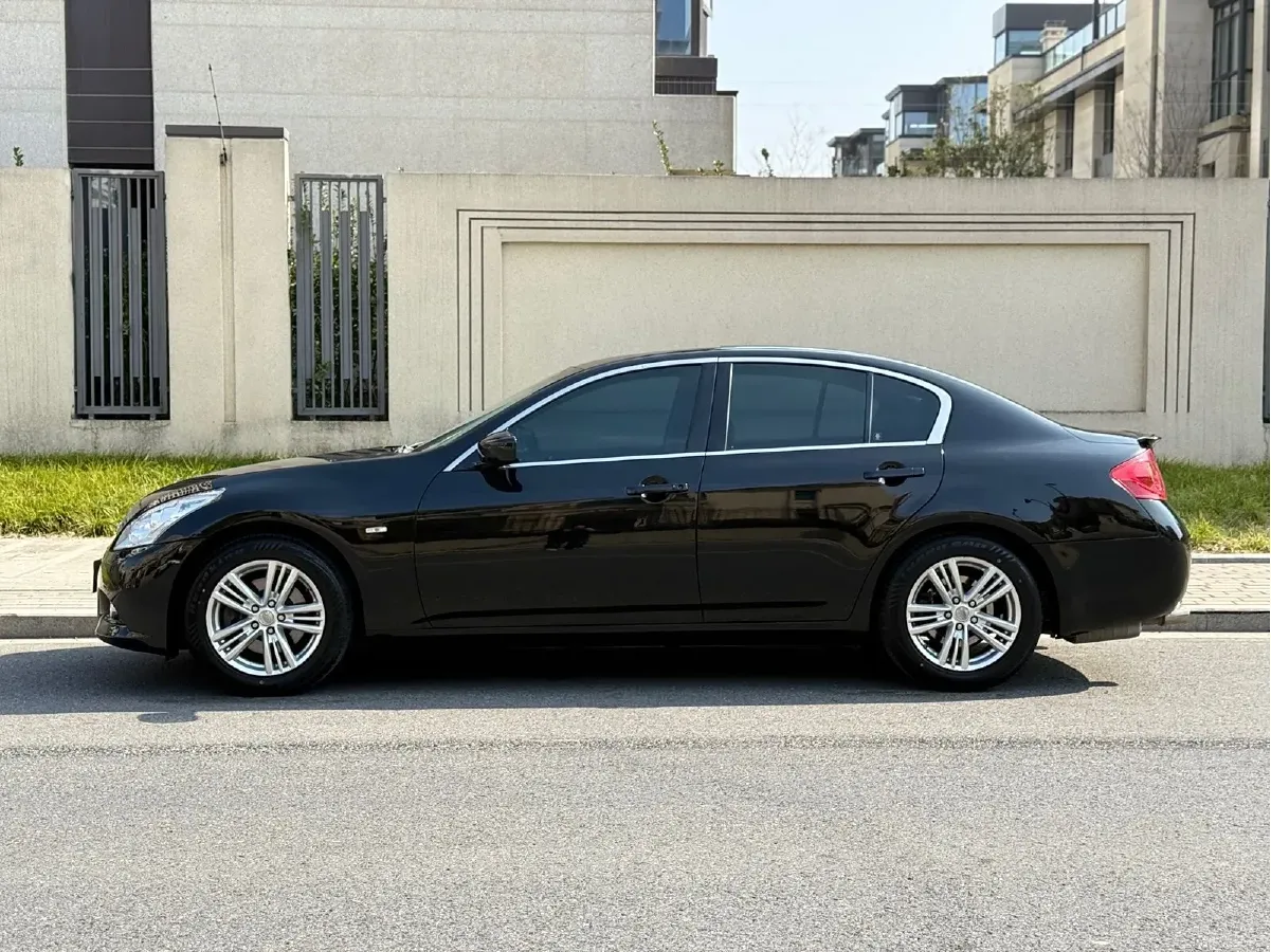2013 Infiniti G Series 2.5L 235HP V6 7AT,autocango,china used car exporter,china ev exporter,chinese used car exporter,chinese used ev exporter