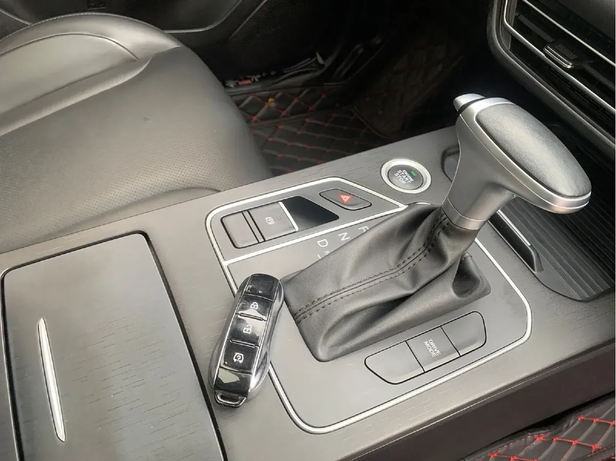 2020 DongFeng Fengon Fengon 580 Pro 1.5T 180HP L4 CVT,autocango,china used car exporter,china ev exporter,chinese used car exporter,chinese used ev exporter