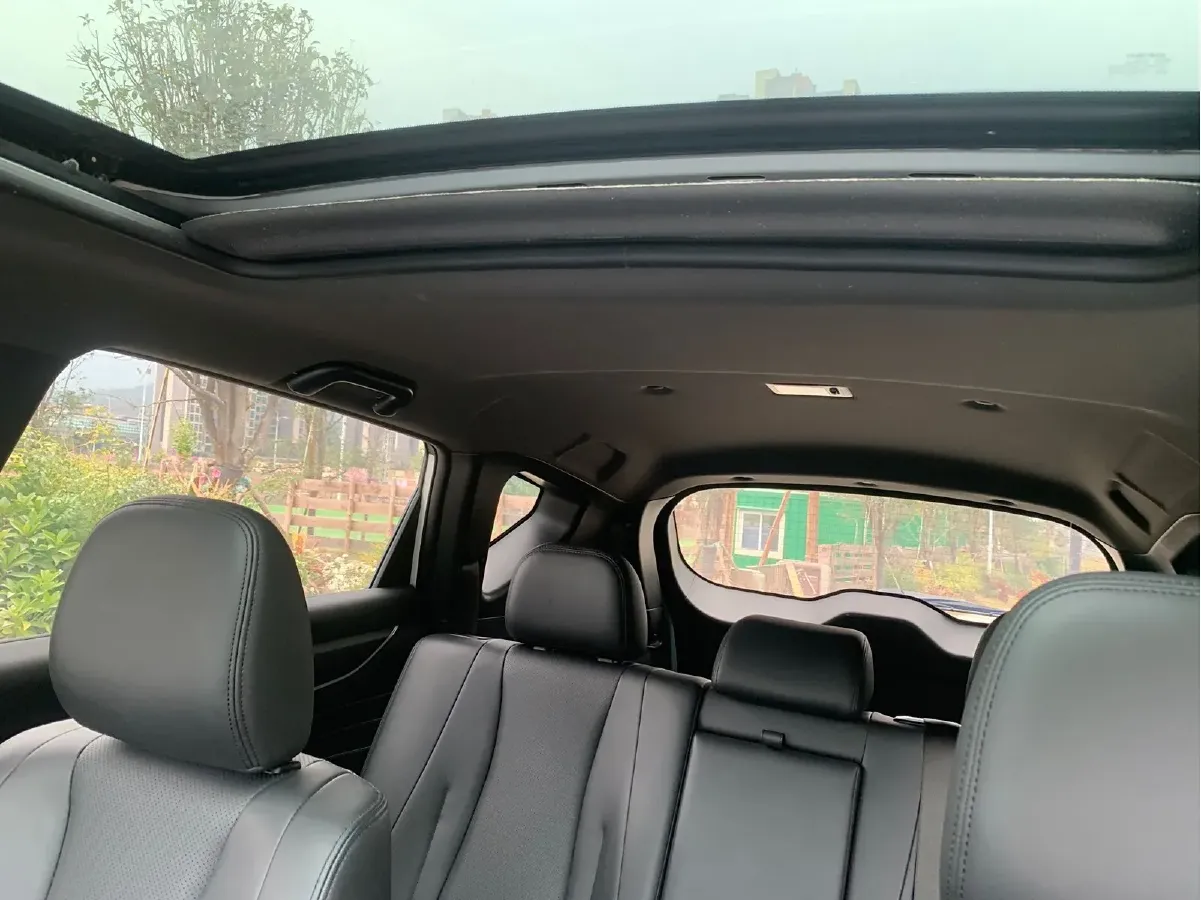 2020 DongFeng Fengon Fengon 580 Pro 1.5T 180HP L4 CVT,autocango,china used car exporter,china ev exporter,chinese used car exporter,chinese used ev exporter