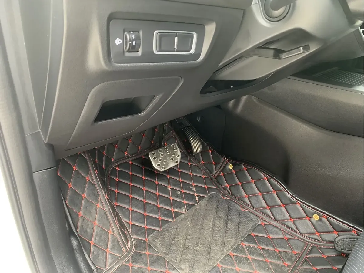 2020 DongFeng Fengon Fengon 580 Pro 1.5T 180HP L4 CVT,autocango,china used car exporter,china ev exporter,chinese used car exporter,chinese used ev exporter