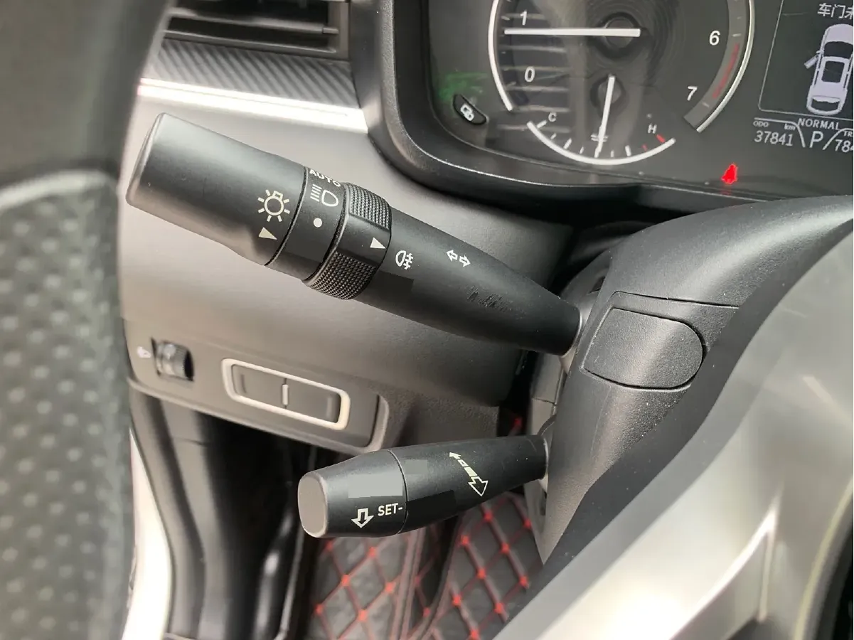 2020 DongFeng Fengon Fengon 580 Pro 1.5T 180HP L4 CVT,autocango,china used car exporter,china ev exporter,chinese used car exporter,chinese used ev exporter