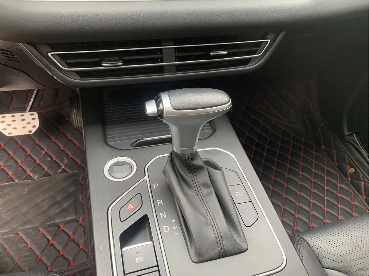 2020 DongFeng Fengon Fengon 580 Pro 1.5T 180HP L4 CVT,autocango,china used car exporter,china ev exporter,chinese used car exporter,chinese used ev exporter