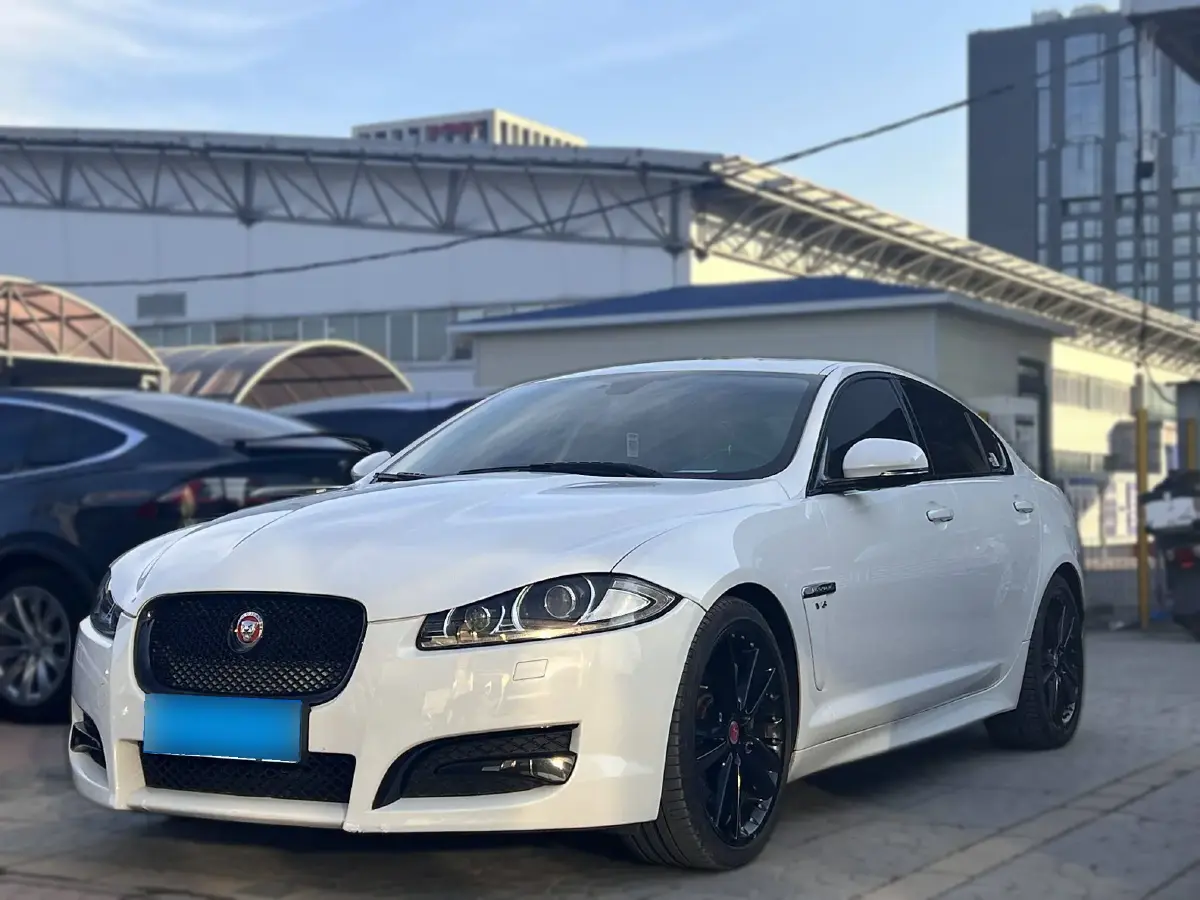2014 Jaguar XF 3.0T 340HP V6 8AT