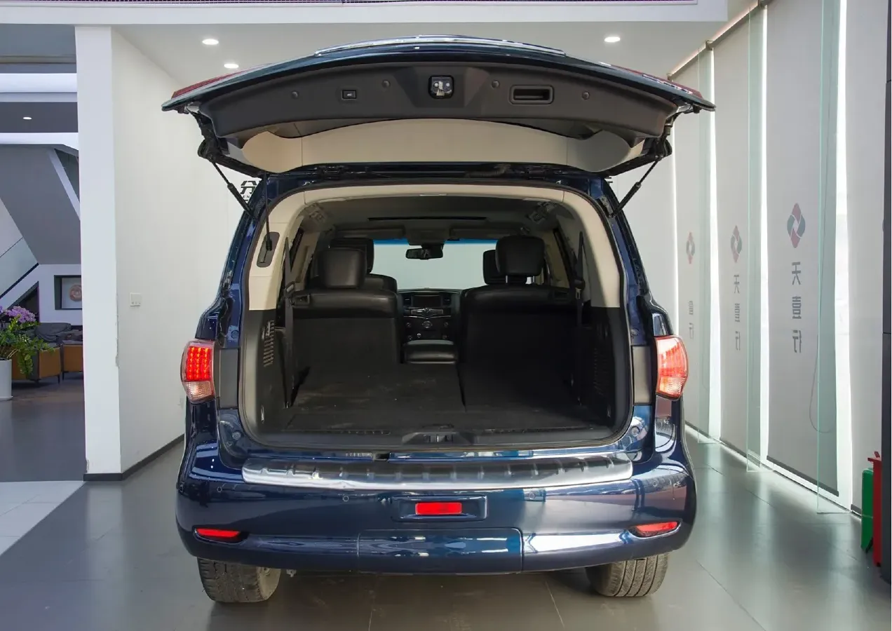 2016 Infiniti QX80 5.6L 398HP V8 7AT,autocango,china used car exporter,china ev exporter,chinese used car exporter,chinese used ev exporter