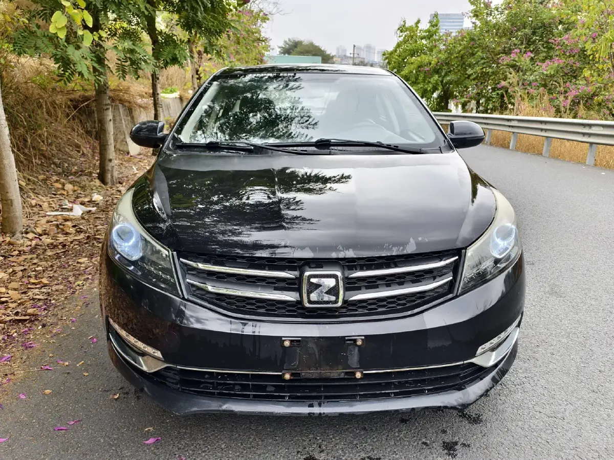 2016 Zotye Z500 1.5T 150HP L4 CVT