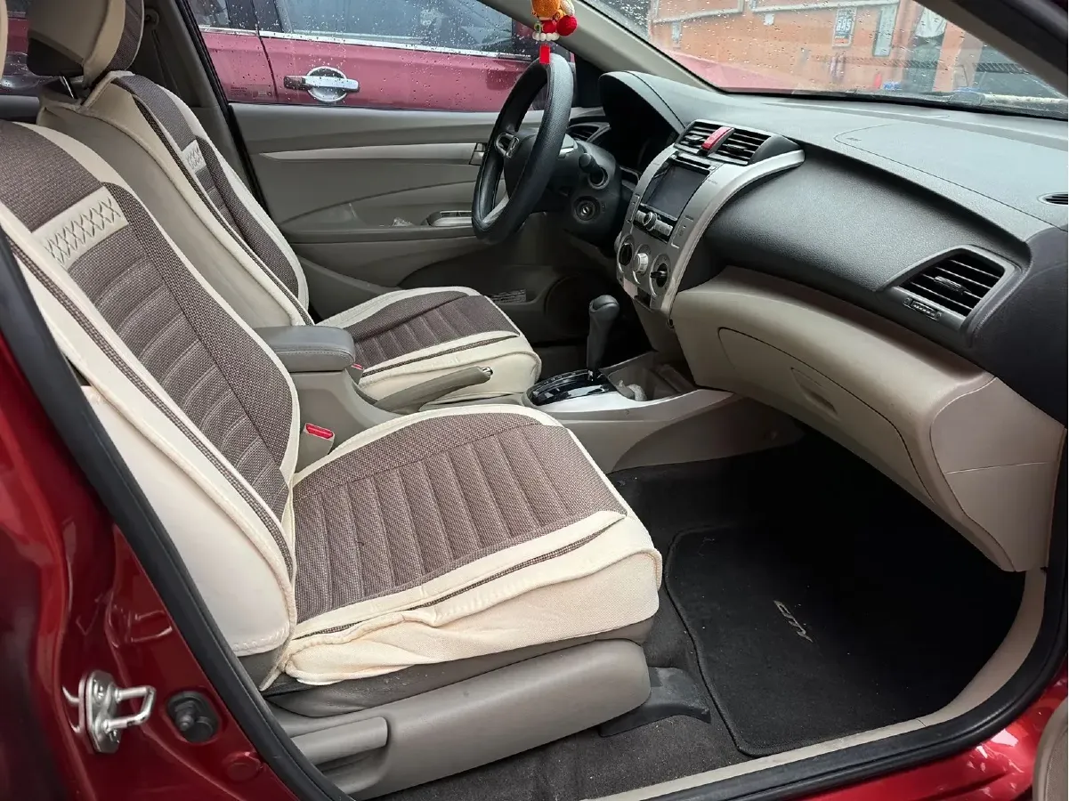 2011 Honda City Classic 1.5L 120HP L4 5AT,autocango,china used car exporter,china ev exporter,chinese used car exporter,chinese used ev exporter