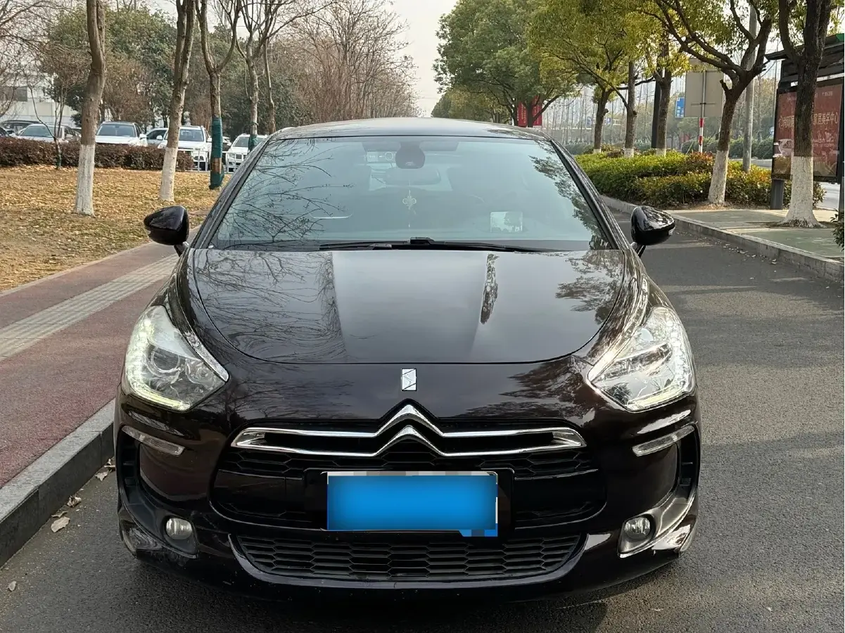 2014 DS 5 1.6T 163HP L4 6AT