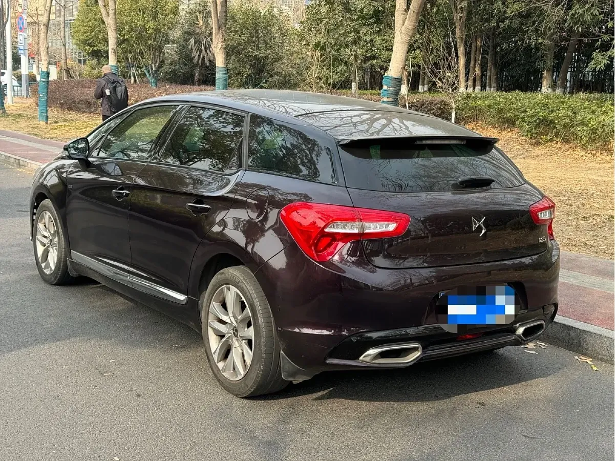 2014 DS 5 1.6T 163HP L4 6AT,autocango,china used car exporter,china ev exporter,chinese used car exporter,chinese used ev exporter