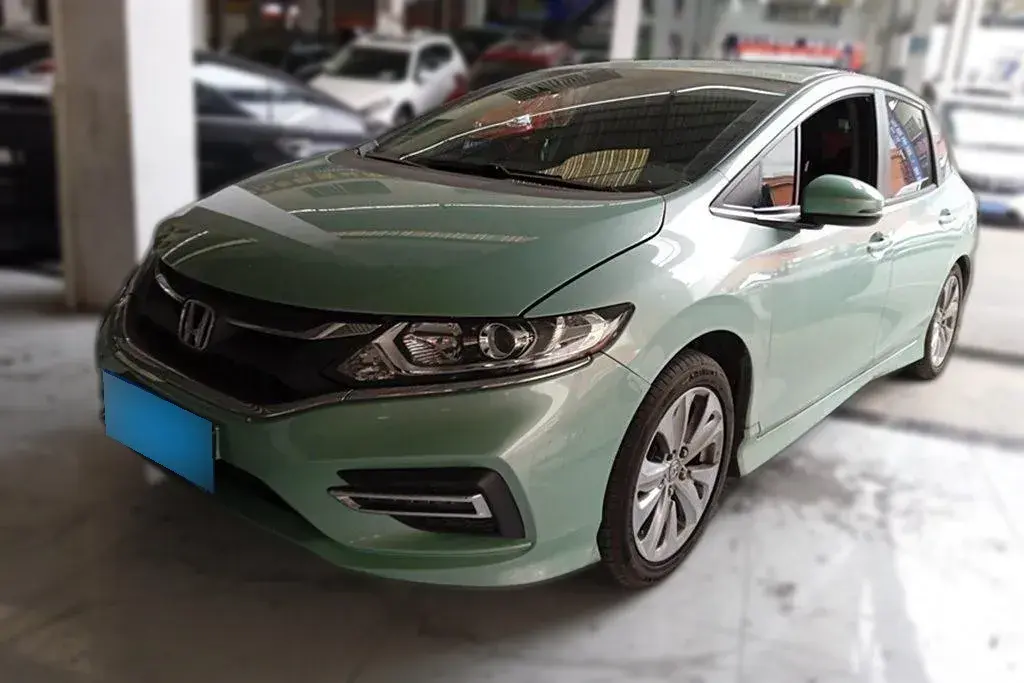 2017 Honda Jade 1.8L 141HP L4 5AT