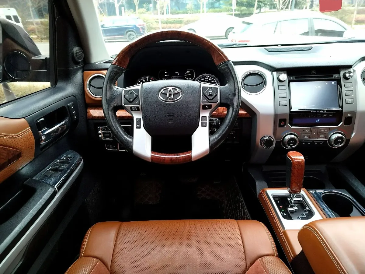 2014 Toyota Tundra 5.7L 386HP V8 6AT,autocango,china used car exporter,china ev exporter,chinese used car exporter,chinese used ev exporter