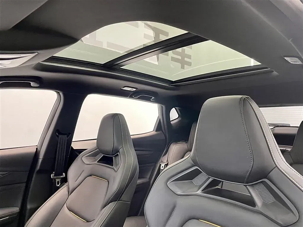 2023 ChangAn Oshan X5 Plus 1.5T 188HP L4 7DCT,autocango,china used car exporter,china ev exporter,chinese used car exporter,chinese used ev exporter