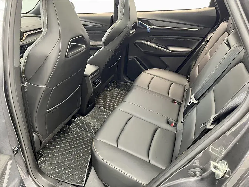 2023 ChangAn Oshan X5 Plus 1.5T 188HP L4 7DCT,autocango,china used car exporter,china ev exporter,chinese used car exporter,chinese used ev exporter