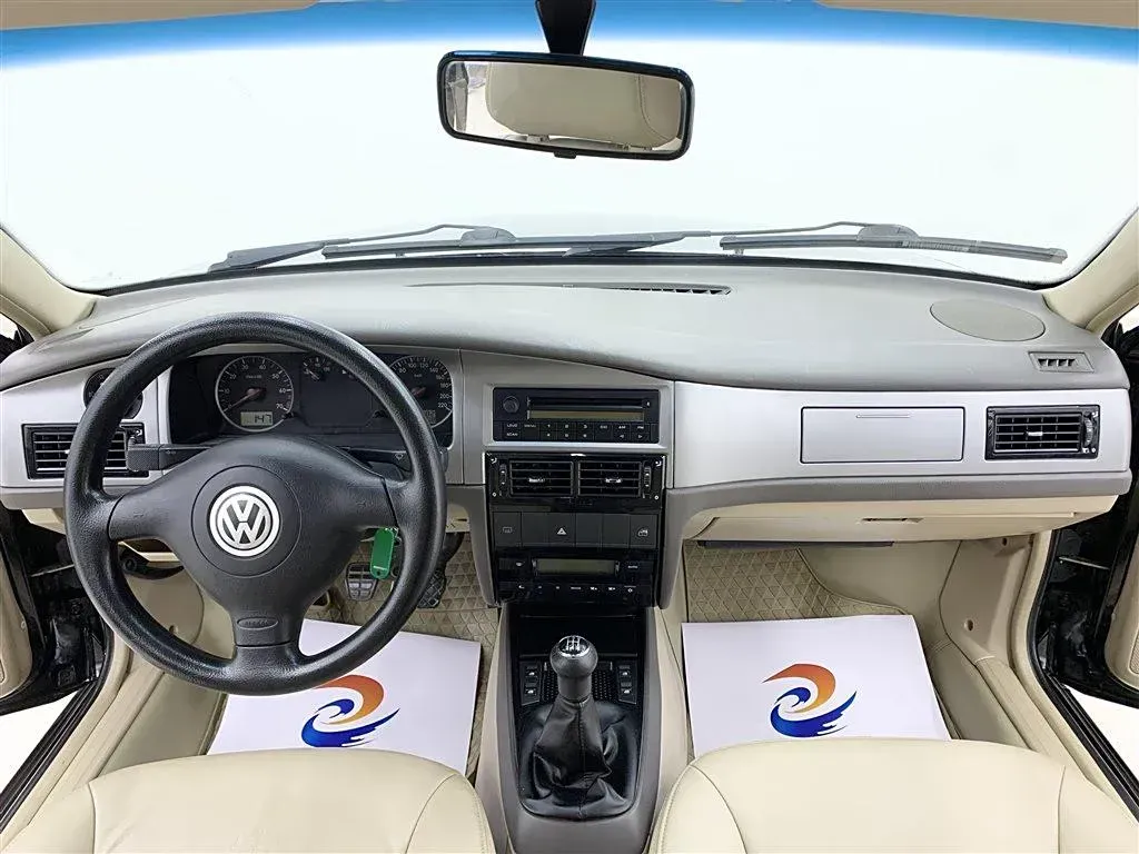 2008 Volkswagen Santana Vista 1.8L 101HP L4 5MT,autocango,china used car exporter,china ev exporter,chinese used car exporter,chinese used ev exporter
