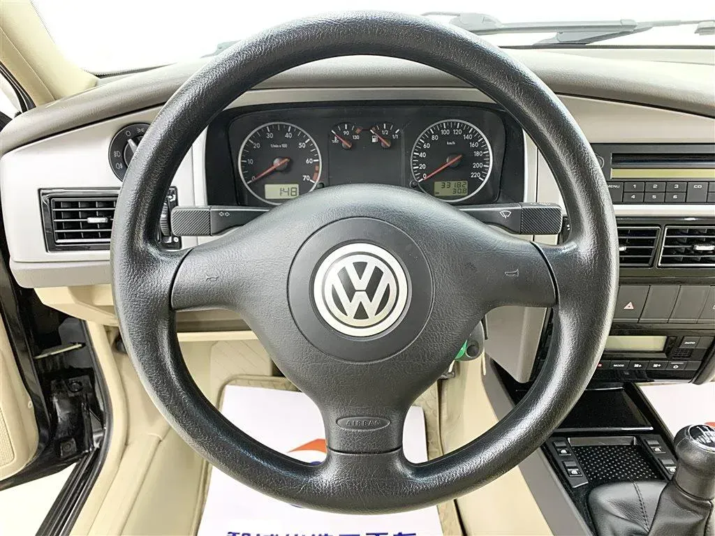 2008 Volkswagen Santana Vista 1.8L 101HP L4 5MT,autocango,china used car exporter,china ev exporter,chinese used car exporter,chinese used ev exporter