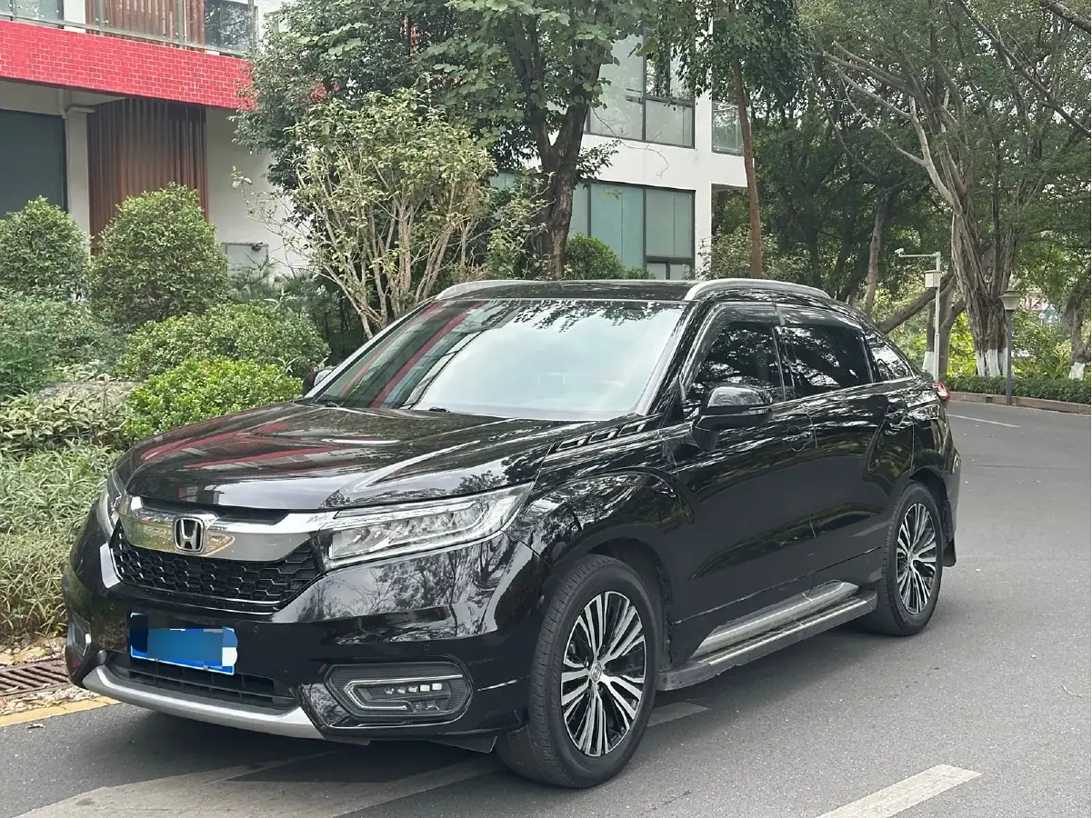 2017 Honda Avancier 2.0T 272HP L4 9AT