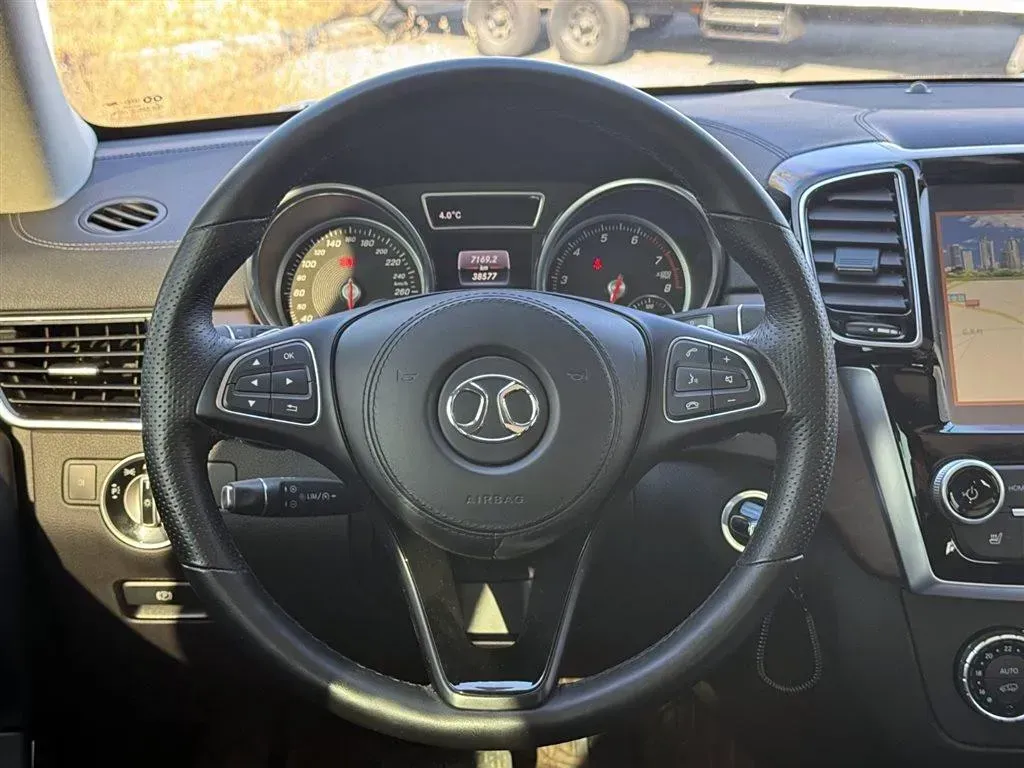 2021 BeiJing BJ90 3.0T 333HP V6 9AT,autocango,china used car exporter,china ev exporter,chinese used car exporter,chinese used ev exporter