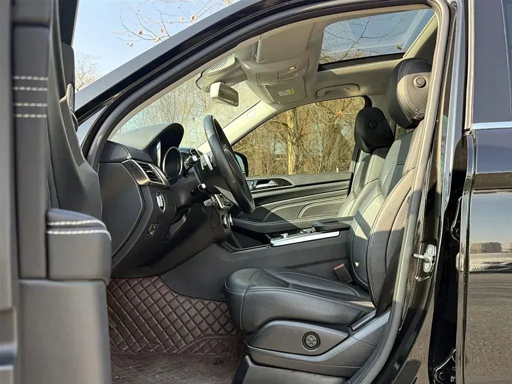 2021 BeiJing BJ90 3.0T 333HP V6 9AT,autocango,china used car exporter,china ev exporter,chinese used car exporter,chinese used ev exporter