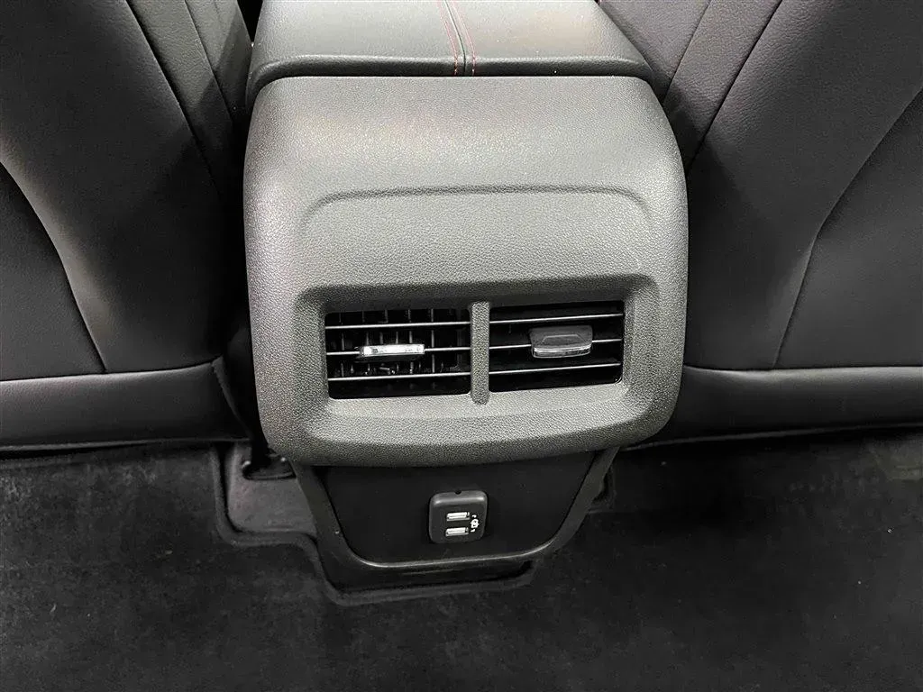 2021 Chevrolet Equinox 2.0T 237HP L4 9AT,autocango,china used car exporter,china ev exporter,chinese used car exporter,chinese used ev exporter