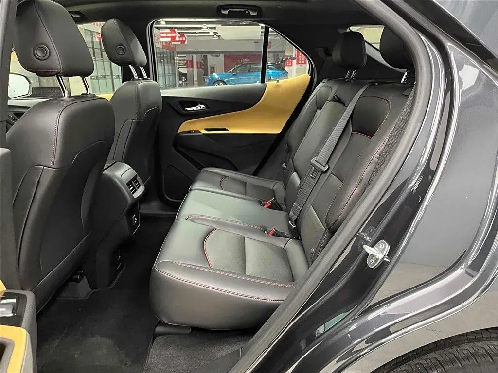 2021 Chevrolet Equinox 2.0T 237HP L4 9AT,autocango,china used car exporter,china ev exporter,chinese used car exporter,chinese used ev exporter