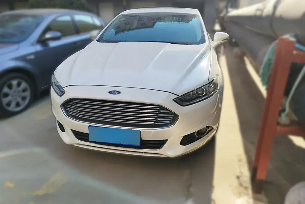 2013 Ford Mondeo 2.0T 203HP L4 6AT