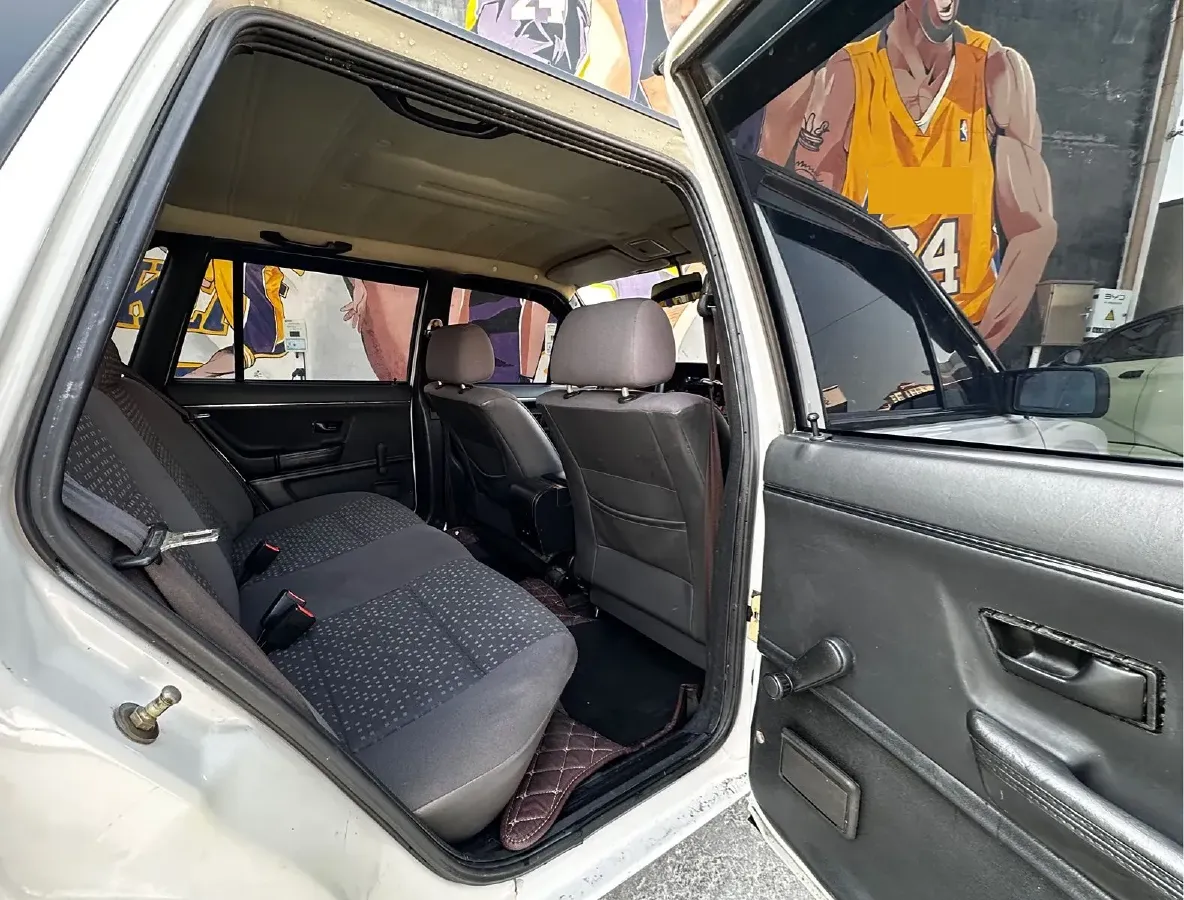 2007 Volkswagen Santana Classic 1.8L 95HP L4 5MT,autocango,china used car exporter,china ev exporter,chinese used car exporter,chinese used ev exporter