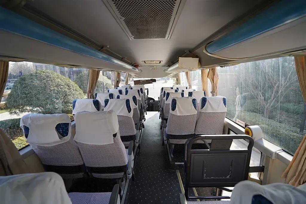 2015 KingLong JinWei 2.0L 110HP L4 5MT,autocango,china used car exporter,china ev exporter,chinese used car exporter,chinese used ev exporter