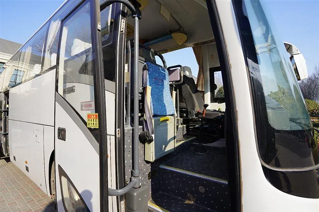 2015 KingLong JinWei 2.0L 110HP L4 5MT,autocango,china used car exporter,china ev exporter,chinese used car exporter,chinese used ev exporter