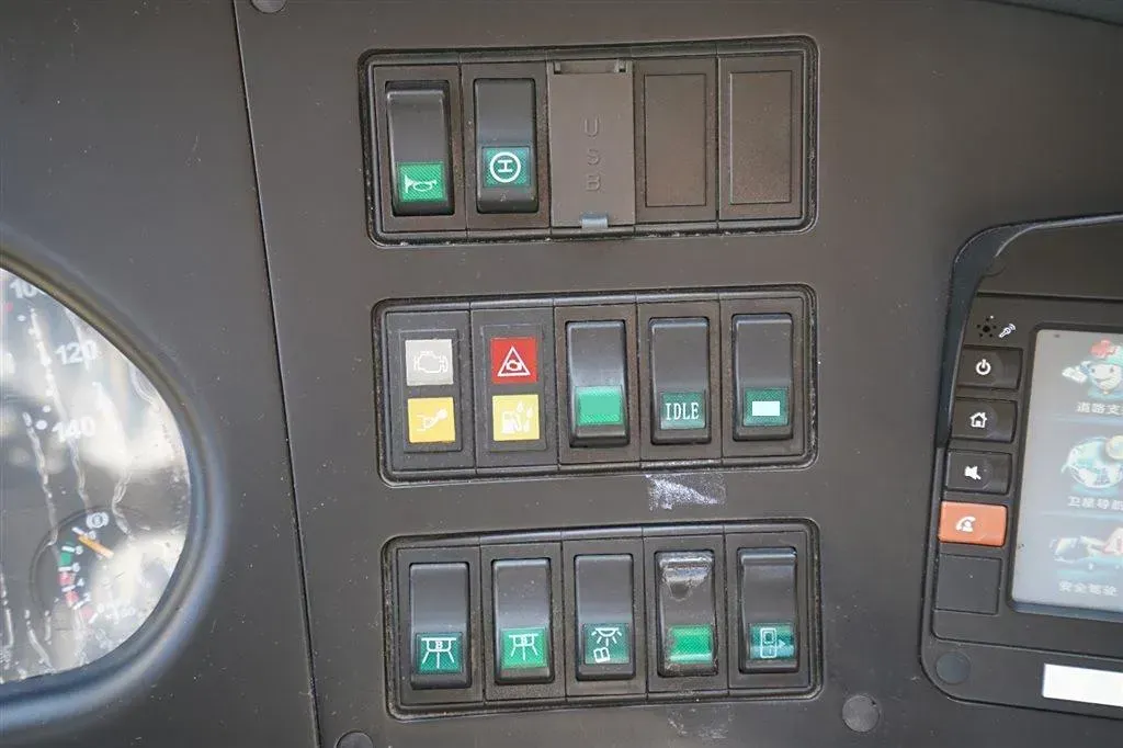 2015 KingLong JinWei 2.0L 110HP L4 5MT,autocango,china used car exporter,china ev exporter,chinese used car exporter,chinese used ev exporter