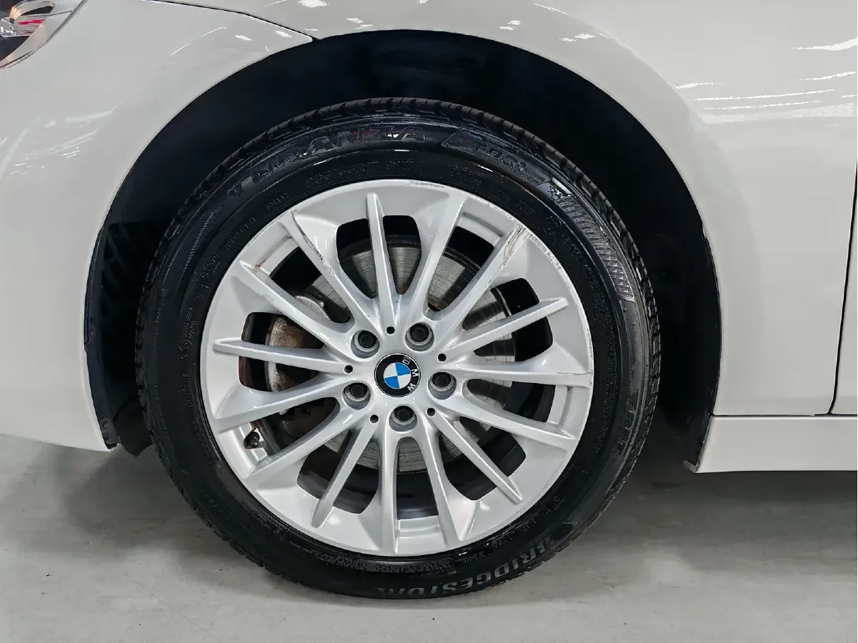 2019 BMW 2 Series SUV 1.5T 140HP L3 7DCT,autocango,china used car exporter,china ev exporter,chinese used car exporter,chinese used ev exporter