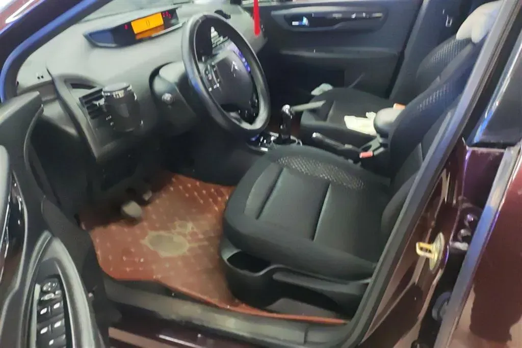 2013 Citroen C-Quatre 1.6L 117HP L4 5MT,autocango,china used car exporter,china ev exporter,chinese used car exporter,chinese used ev exporter