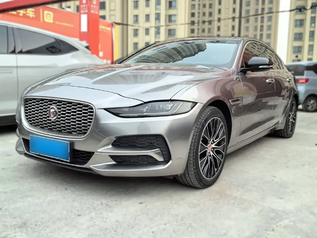 2020 Jaguar XEL 2.0T 200HP L4 8AT