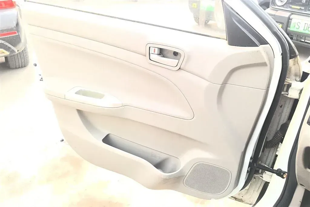 2012 ChangAn Alsvin V3 1.3L 94HP L4 5MT,autocango,china used car exporter,china ev exporter,chinese used car exporter,chinese used ev exporter