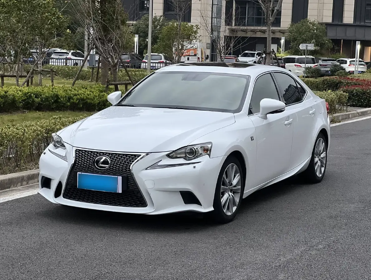 2013 Lexus IS 2.5L 208HP V6 6AT