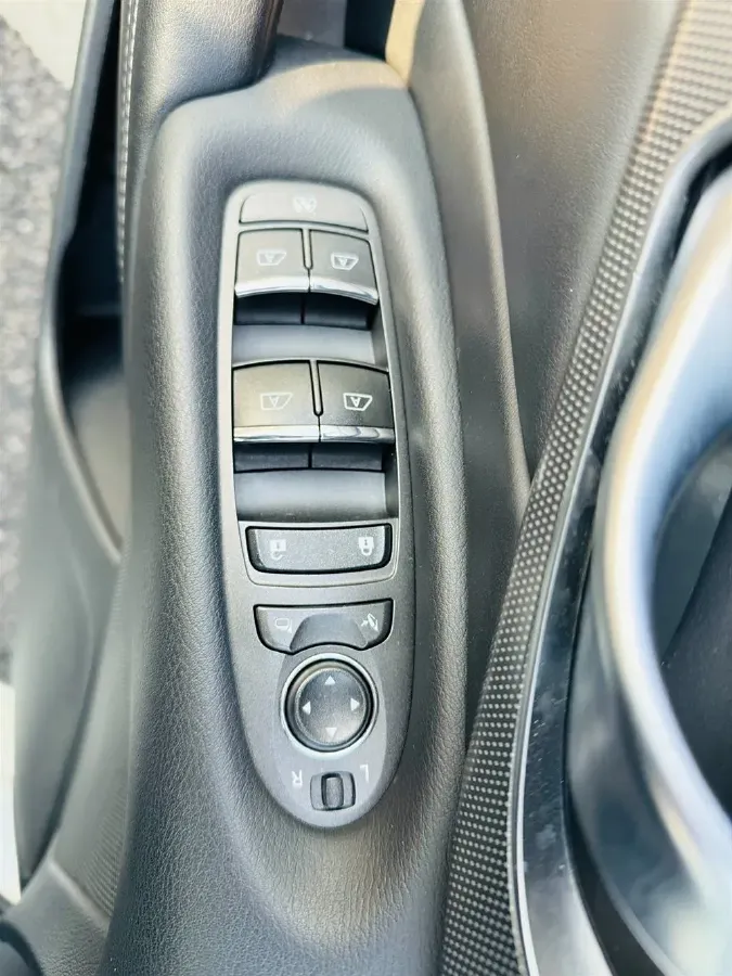 2014 Infiniti Q50 3.7L 351HP V6 7AT,autocango,china used car exporter,china ev exporter,chinese used car exporter,chinese used ev exporter