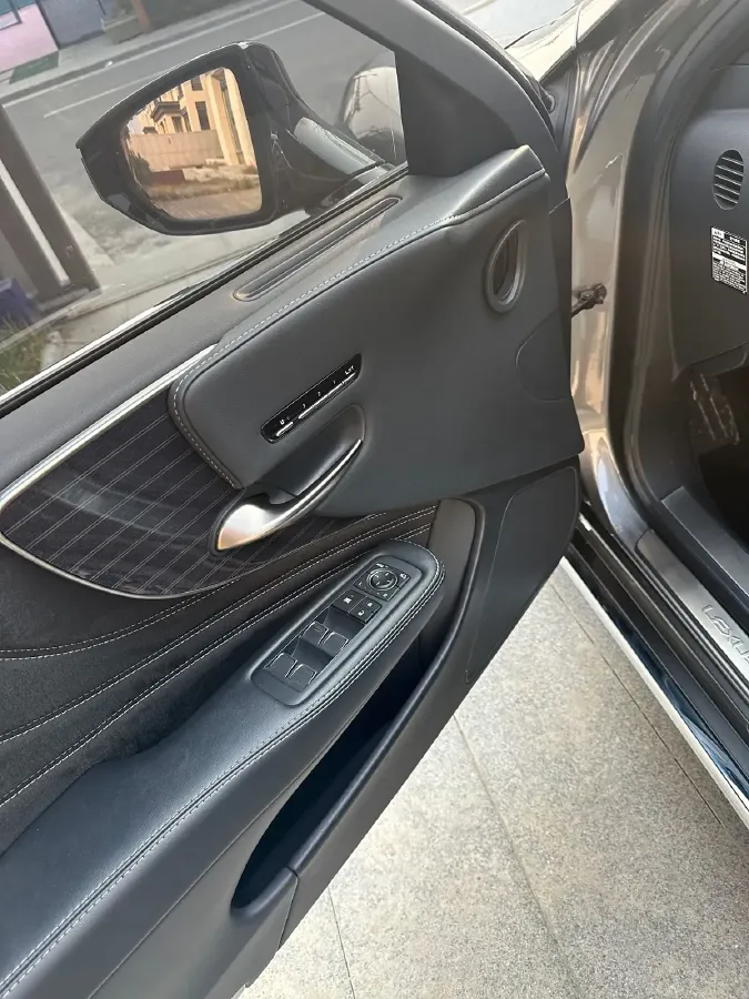 2018 Lexus LS 3.5L 316HP V6 10AT,autocango,china used car exporter,china ev exporter,chinese used car exporter,chinese used ev exporter