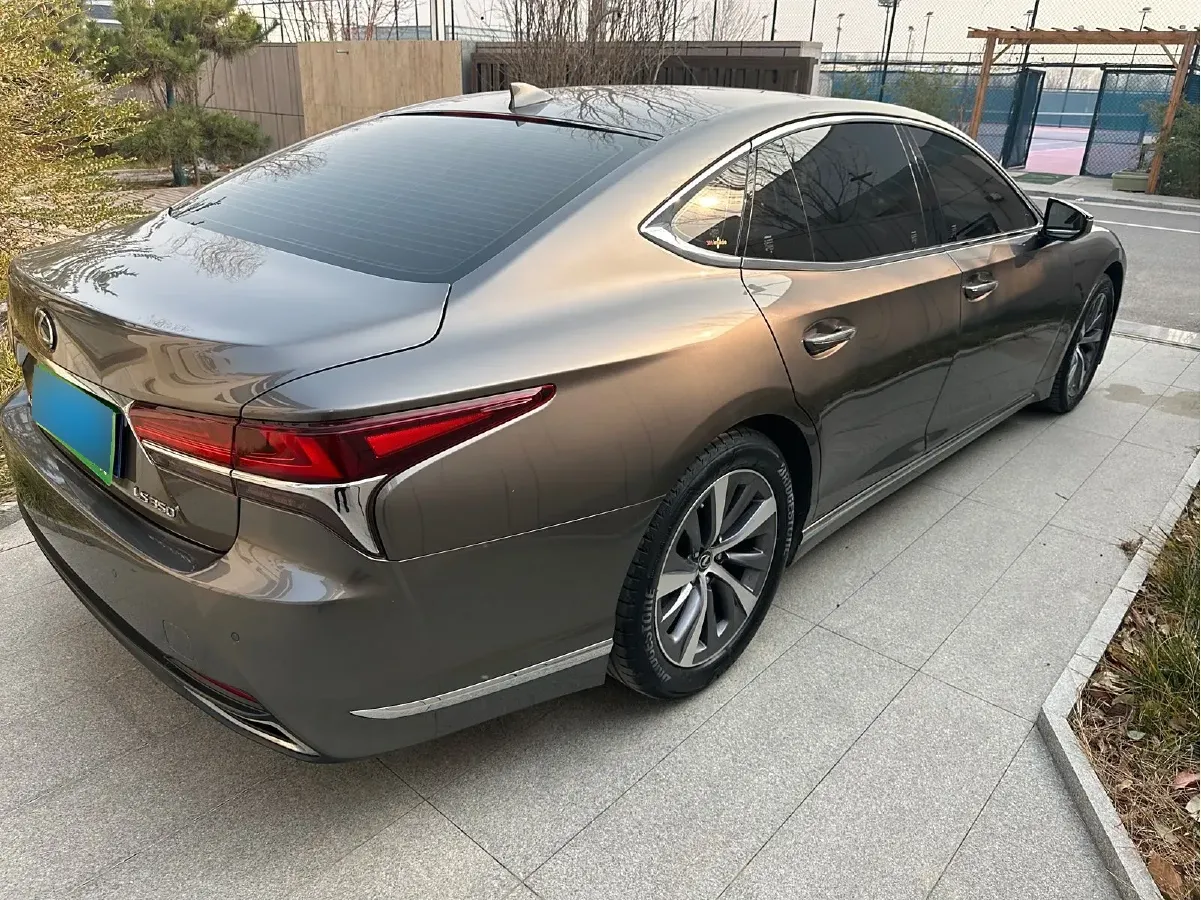 2018 Lexus LS 3.5L 316HP V6 10AT,autocango,china used car exporter,china ev exporter,chinese used car exporter,chinese used ev exporter