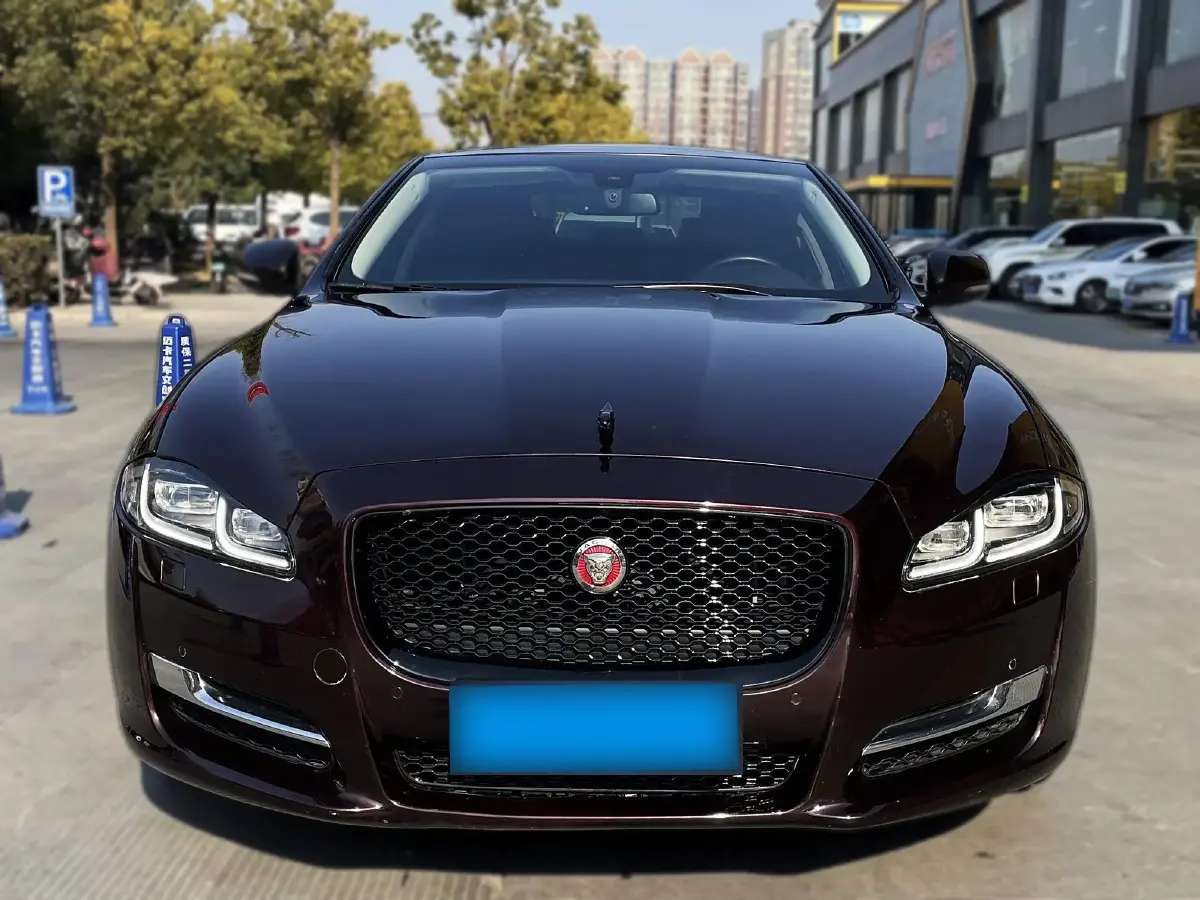 2016 Jaguar XJ 3.0T 340HP V6 8AT